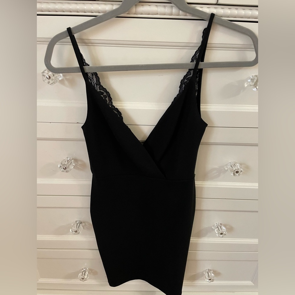 Mind code black lace v cut body con dress